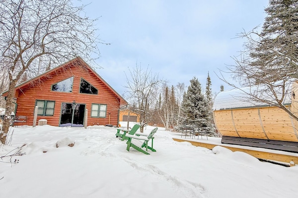 If you're looking for a secluded cabin deep in the Northwoods where you can relax and unwind- look no further than Lofted in Lutsen.