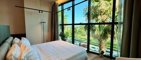 1 habitación, escritorio, tabla de planchar con plancha y wifi gratis