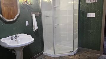 Jetted bath, hair dryer, towels, soap