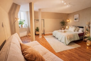 Room, 1 Bedroom | Living room - Room-comfortable Spacious City Center · (Oslo)