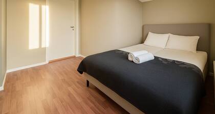 Room-comfortable Spacious City Center Wa