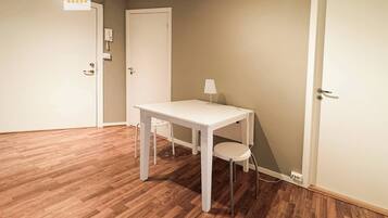 Room, 1 Bedroom | Interior