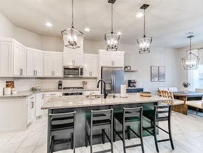 Fridge, microwave, oven, stovetop - Richardson Retreat - A Home Ready When You Need It (Warr acres)