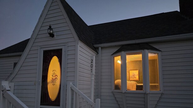 Exterior - Charming Cozy Home - Relax & Recharge (Hartington)