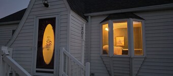 Charming Cozy Home - Relax & Recharge