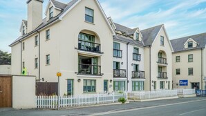 Apartment (4 Bedrooms) | Floor plan - 13 St Bride's Bay View - 4 Bedroom - Broad Haven (Haverfordwest)