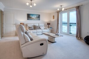 Apartment (4 Bedrooms) | Grundriss
