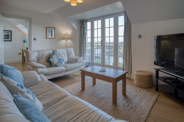 Cottage (2 Bedrooms) | Floor plan