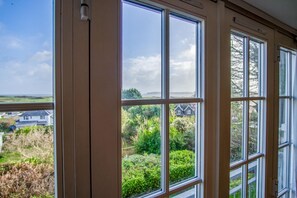 Cottage (2 Bedrooms) | Floor plan