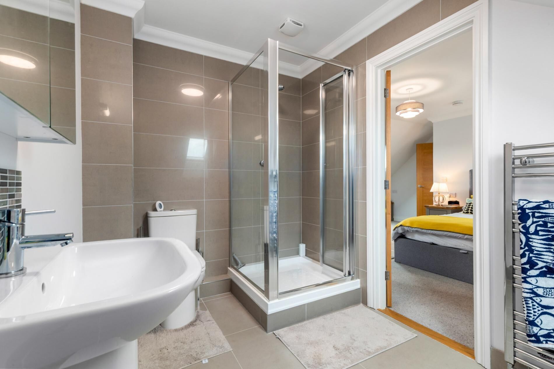 Cottage (3 Bedrooms) | Bathroom