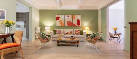 Apartment (2 Bedrooms) | Living area