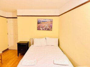 1 makuuhuone, silitysrauta/-lauta, ilmainen Wi-Fi, vuodevaatteet