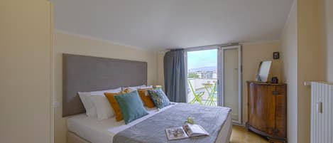 1 chambre, espace de travail pour ordinateur portable