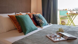 อพาร์ทเมนท์ (1 Bedroom) | 1 ห้องนอน, พื้นที่ทำงานแบบใช้แล็ปท็อป, เตารีด/โต๊ะรีดผ้า, ผ้าปูที่นอน