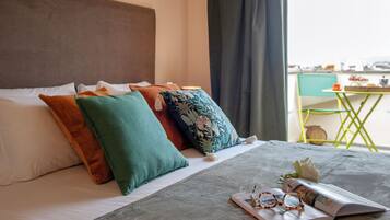 Apartment (1 Bedroom) | 1 Schlafzimmer, laptopgeeigneter Arbeitsplatz, Bügeleisen/Bügelbrett