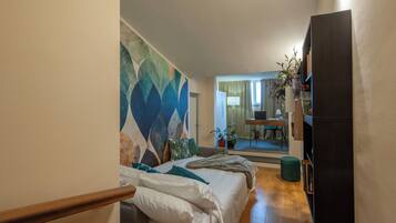 Apartment (1 Bedroom) | 1 Schlafzimmer, laptopgeeigneter Arbeitsplatz, Bügeleisen/Bügelbrett