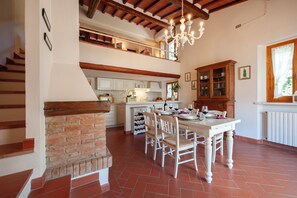 Interior - Poggio ai Pianacci - Flo Apartments (Greve in Chianti)