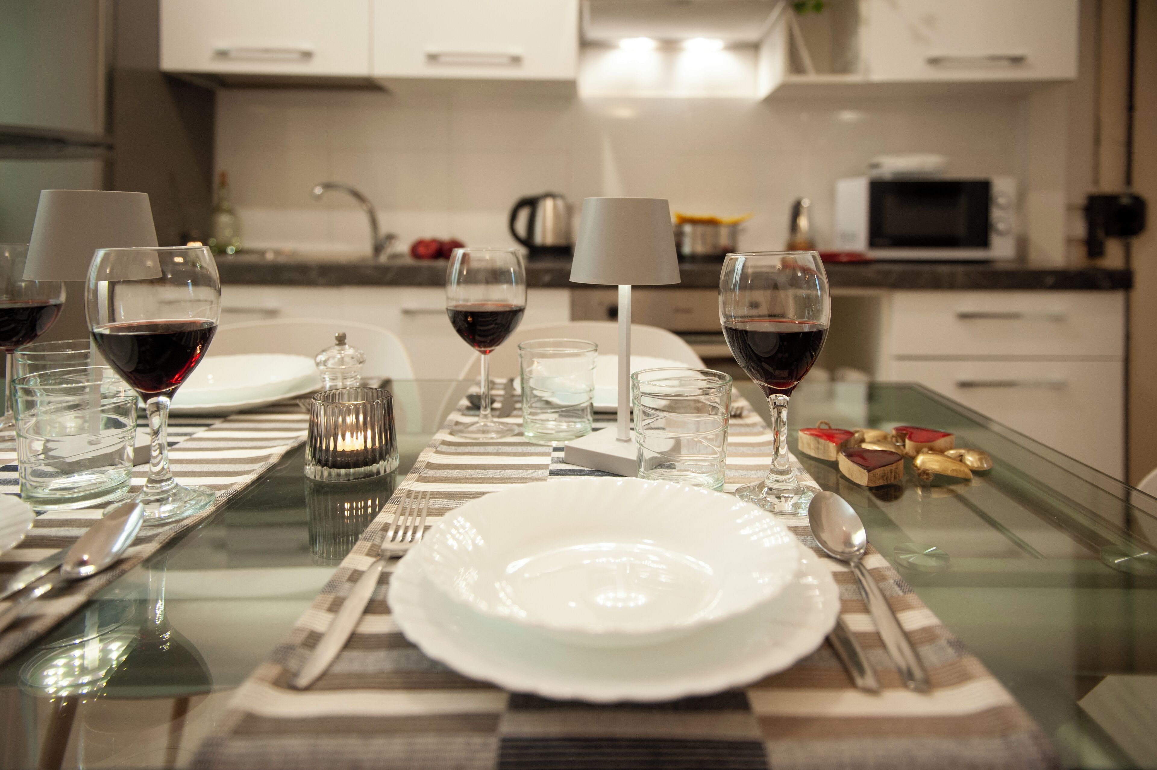 Apartment (3 Bedrooms) | Private kitchenette | Microwave, oven, espresso maker, electric kettle