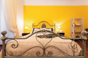 Apartment (2 Bedrooms) | 2 bedrooms, iron/ironing board, bed sheets - Signoria - Flo Apartments (Florence)