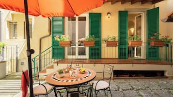 Apartment (1 Bedroom) | Terrasse/Patio