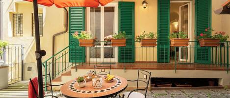 Apartamento (1 Bedroom) | Terraza o patio