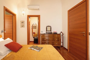 apartman (1 Bedroom) | 1 hálószoba, vasaló/vasalódeszka és ágynemű