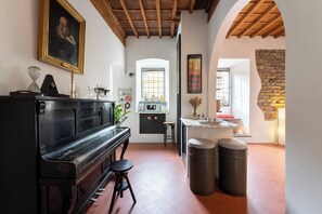 Appartement (2 Bedrooms) | Coin séjour