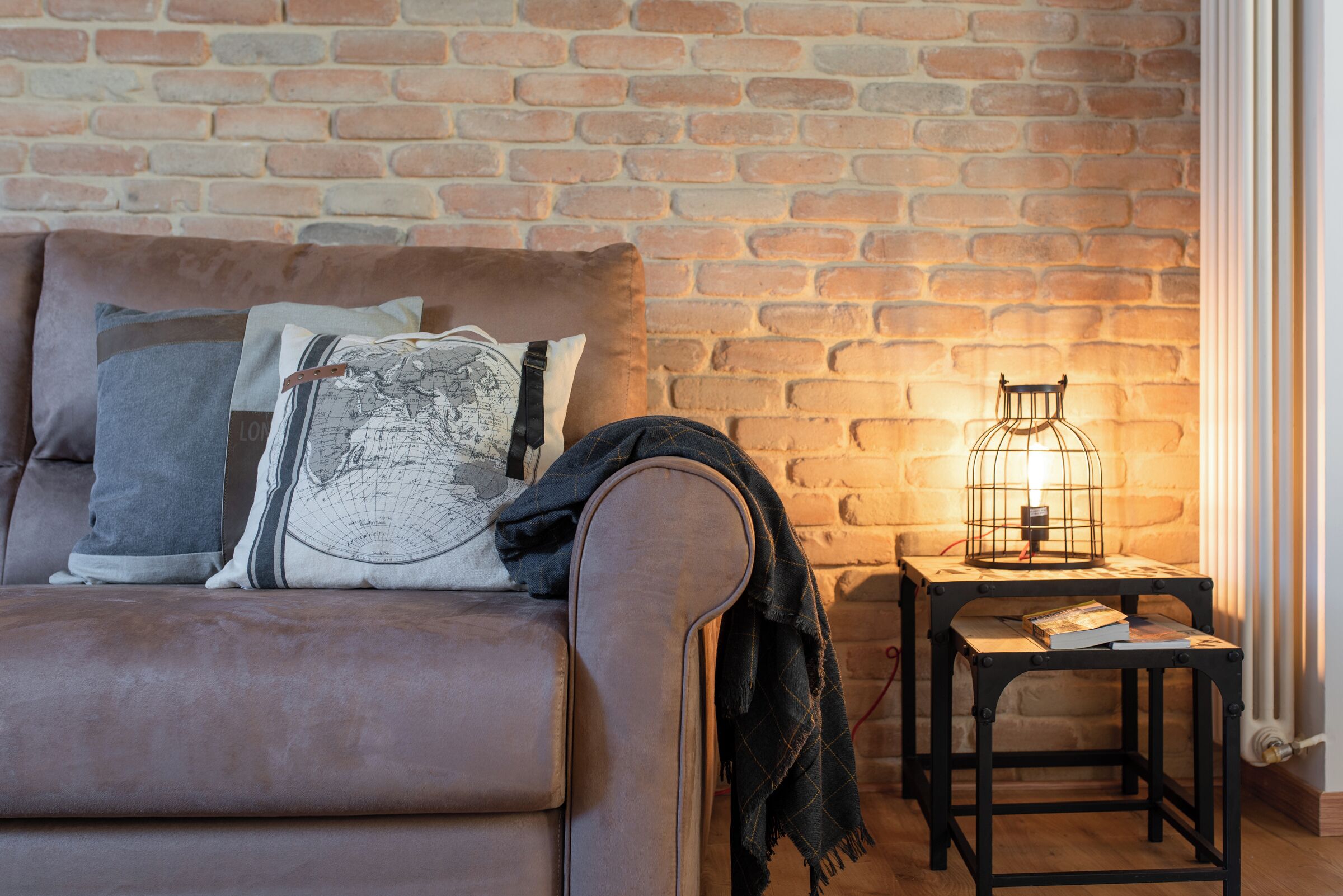 Apartment (2 Bedrooms) | Living area