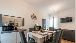 Căn hộ (3 Bedrooms) | Nội thất