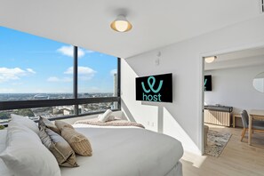 Unclassified image, 5 of 187, button - Bayfront Park Condo -  We Host (Miami)