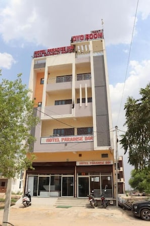Exterior - Paradise Inn (Neemrana)