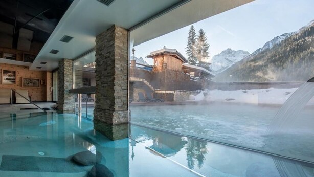 Indoor pool, seasonal outdoor pool - Croce Bianca Leisure & Spa (Canazei)
