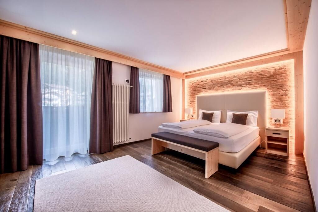 Una cassaforte in camera, una scrivania, tende oscuranti, Wi-Fi gratuito