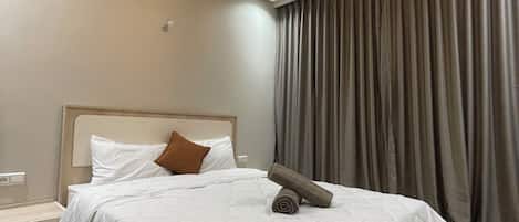 2 bedrooms, WiFi, bed sheets