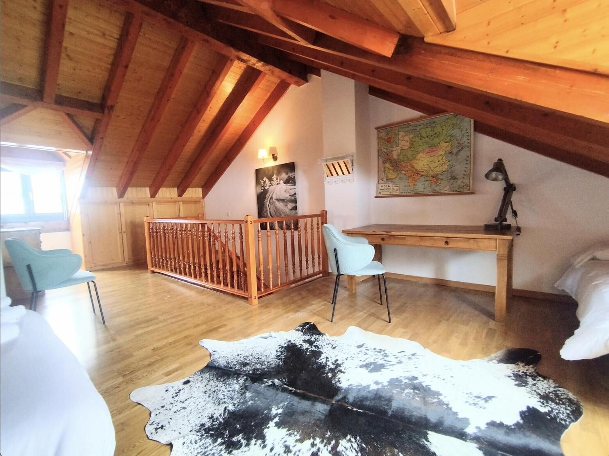 4 slaapkamers, een strijkplank/strijkijzer, wifi, beddengoed