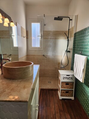 Shower, hair dryer - Apartment Calvi center (Calvi)