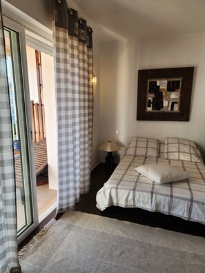 Iron/ironing board, Internet - Apartment Calvi center (Calvi)