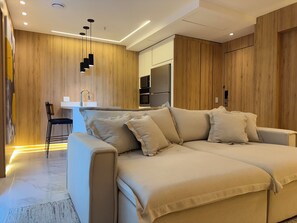 Smart TV - Luxury Barra (Rio de Janeiro)