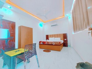 Basic Double or Twin Room - Hotel Awadh Star Palace (Ayodhya)