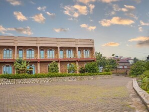 Exterior - Hotel Saint Jean Leopold (Kigali)