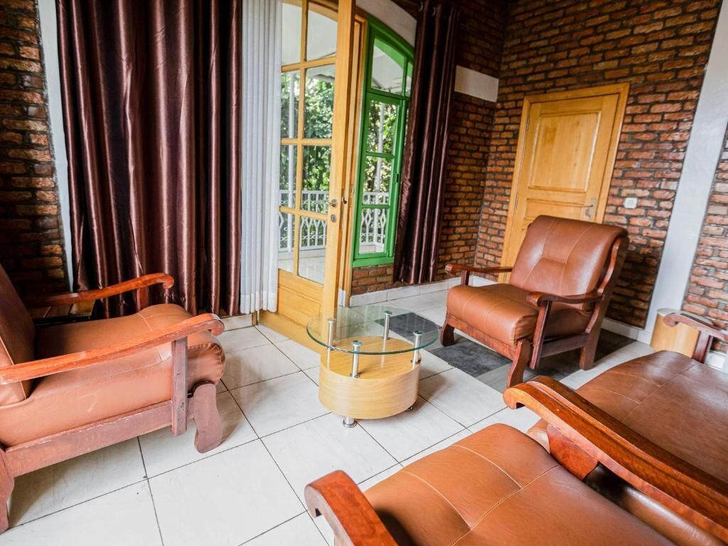 Apartamento, sacada, vista para o jardim | Parte interna