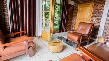 Apartment, Balcony, Garden View | Interior