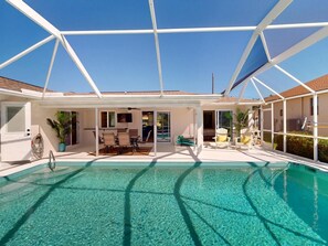 Pool - 3-bedroom canal house with pool, dock and recreation/fitness room Port Charlotte (Port Charlotte)