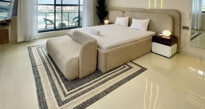 Osaka Apartment by J's Luxury