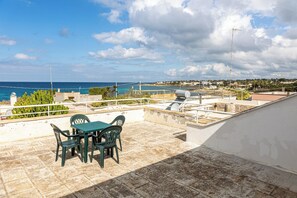 Outdoor dining - Mistral Wind - Frontemare House (Capilungo)