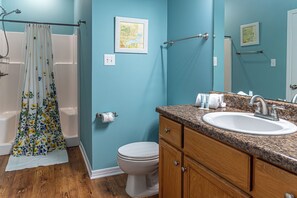 Hair dryer, towels - Rookery III 4009 | 3BR Cottage | 1/2 Mile to Beach | Screened-In Porch (Fort Morgan)