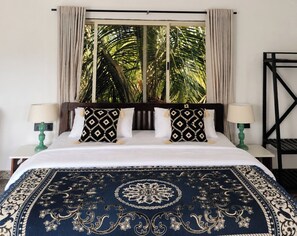 Standard Studio, Balcony - Bhumika by evaddo stays (Ashvem)
