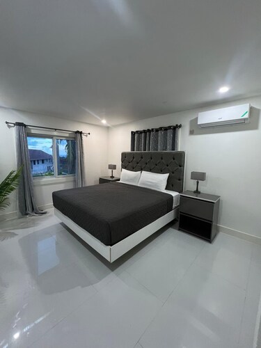 RHE Richmond Hartland Estate 2 bedroom