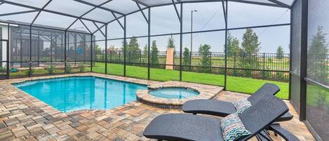 Ulkouima-allas, lämmitetty uima-allas