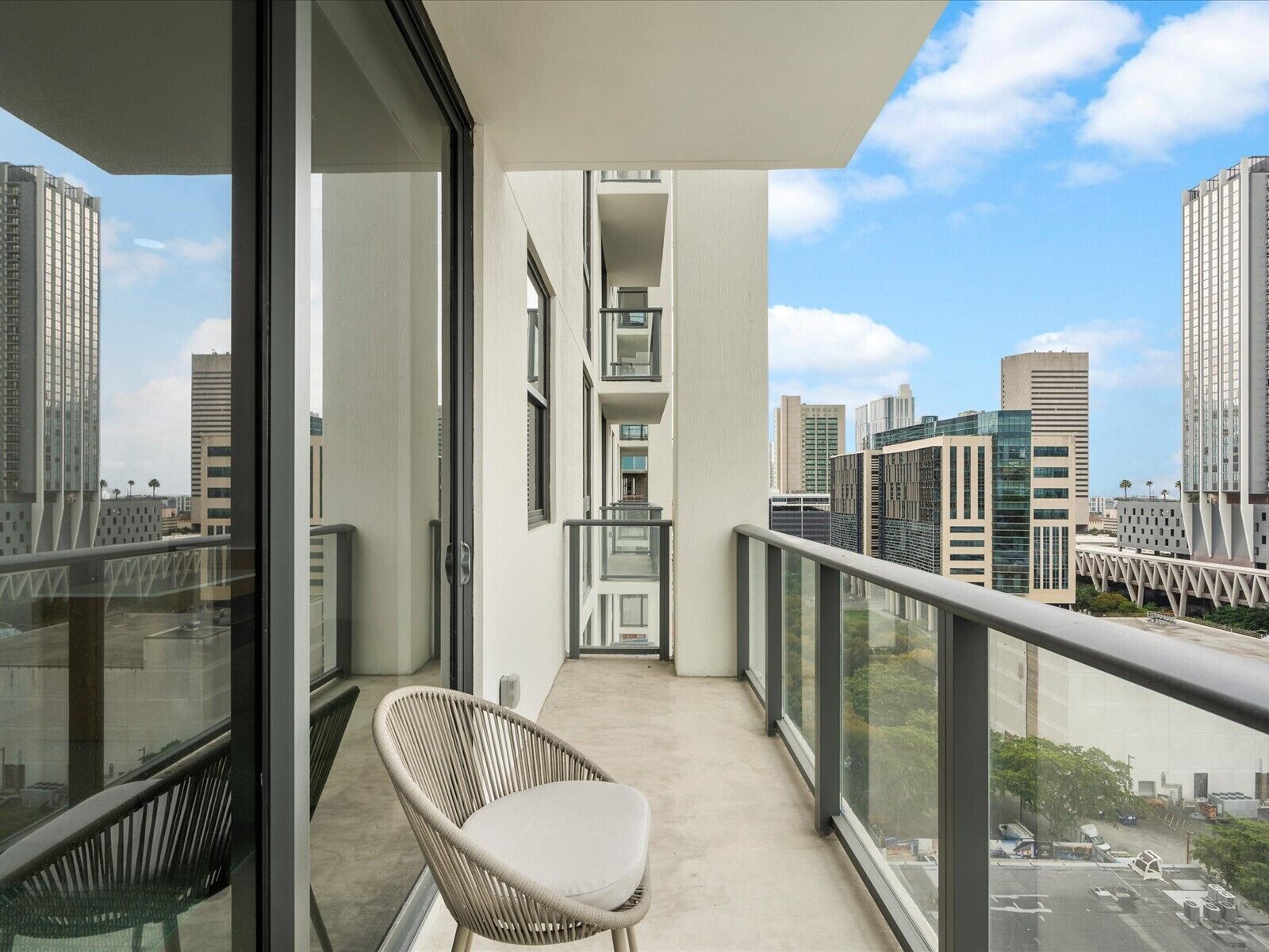 Apartment, 2 Bedrooms | Balkoni